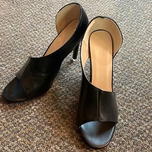 New Black Heels Size 39